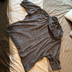 OLIVIA MOON-Lrg-3/4 top